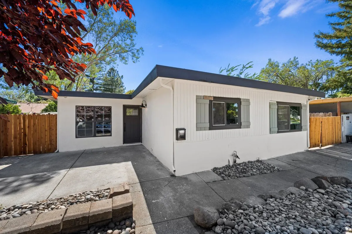 510 Camellia Way, Vacaville after remodel